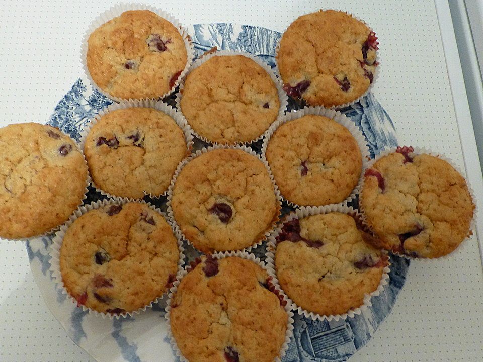 Cranberrymuffins mit Haferflocken von chocolateandnuts| Chefkoch
