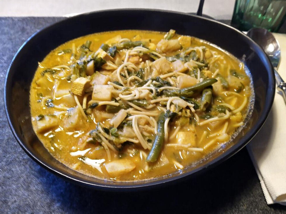 Gemüse-Nudelsuppe mit Einlage von naema| Chefkoch Gemüse-Nudelsuppe mit Einlage von naema| Chefkoch