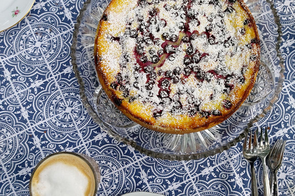 Frischkäsekuchen mit Beeren