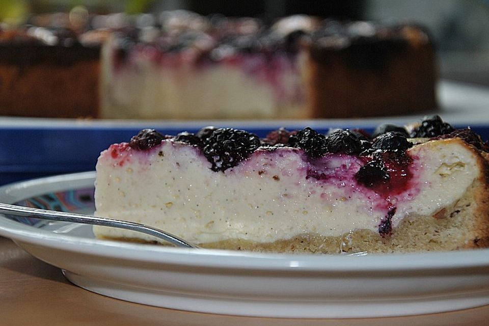 Frischkäsekuchen mit Beeren