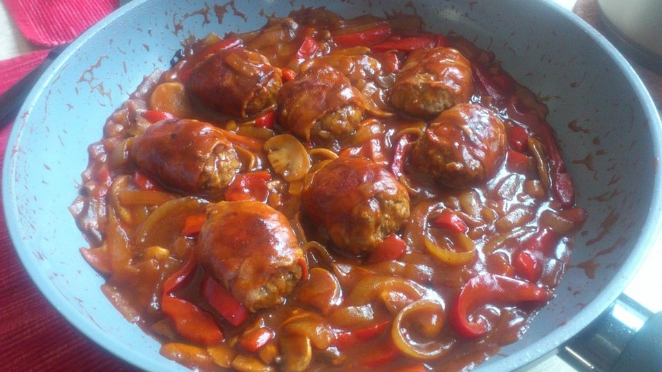 Frikadellen nach Jäger-Art von Monika