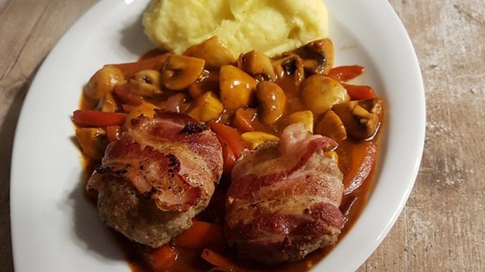 Frikadellen nach Jäger-Art von Monika