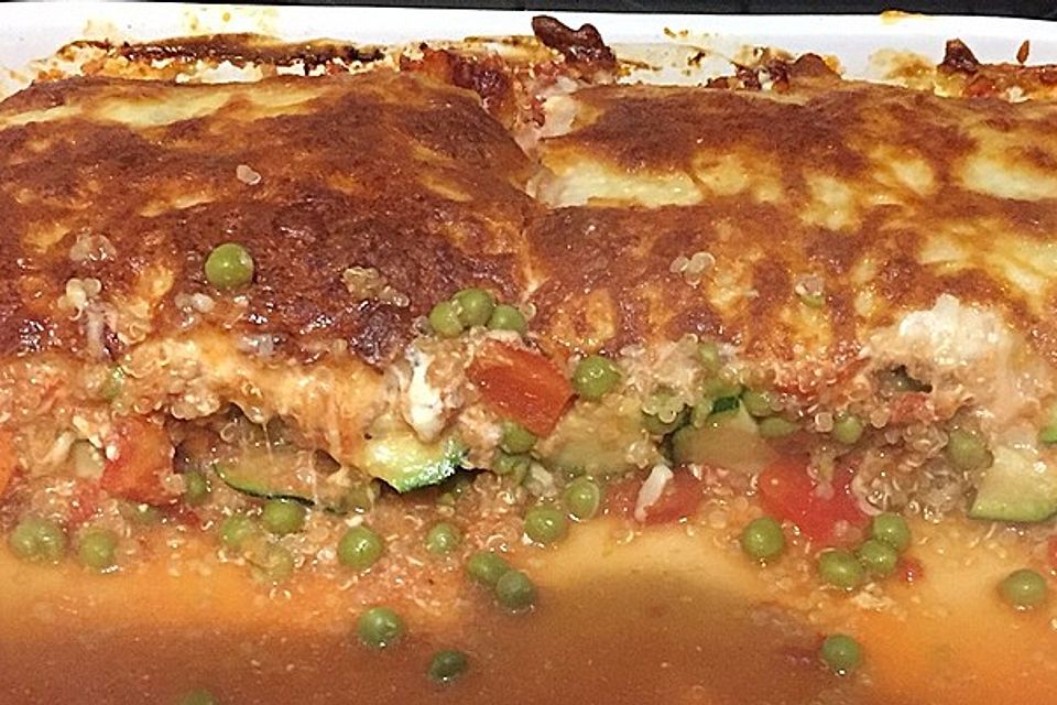 Vegetarische Quinoa Lasagne ohne Nudeln