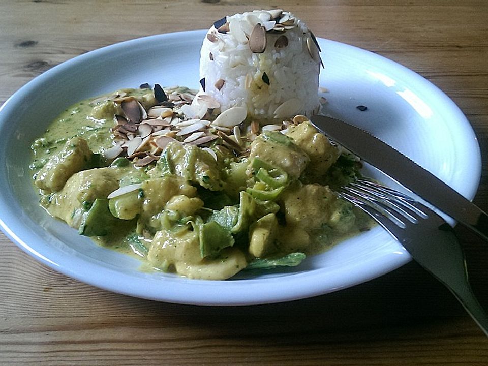 Mildes grünes Curry mit Bananen und Äpfeln von erdbeeraeffchen| Chefkoch