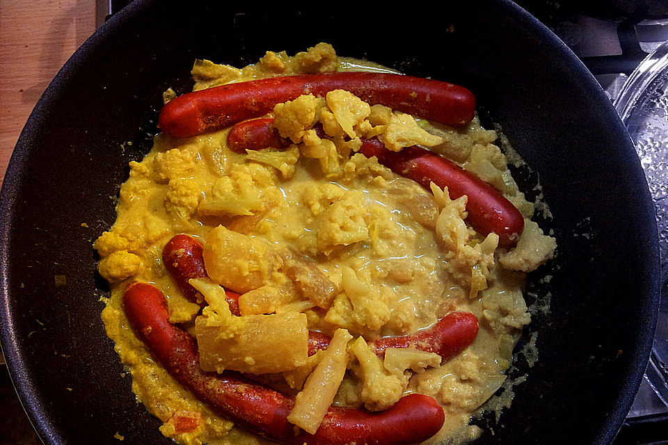 Schwarzwurzel und Blumenkohl in Currysauce