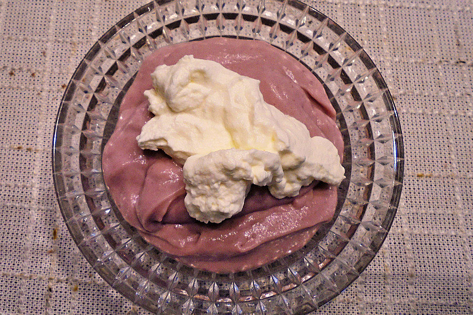 Würzige Rotwein-Marsala-Mousse