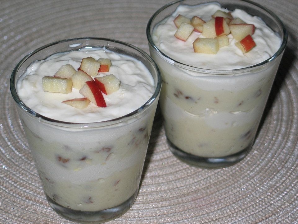 Schichtdessert mit Äpfeln und Rosinen von Bianca2608| Chefkoch
