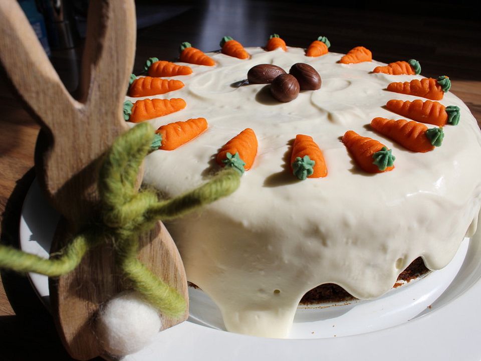 Karottenkuchen mit Frischkäsecreme von hamdickisch| Chefkoch