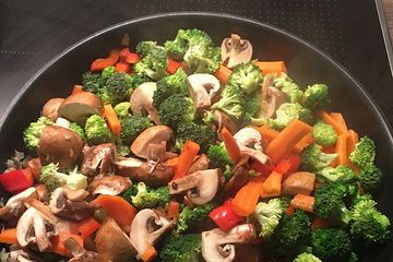 Couscous-Pfanne mit Gemüse