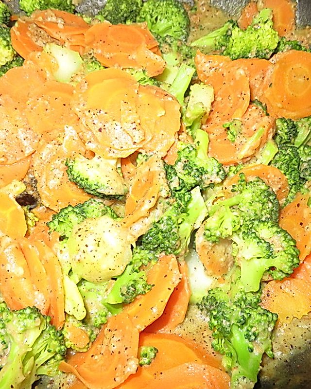 Möhren-Brokkoli-Gemüse