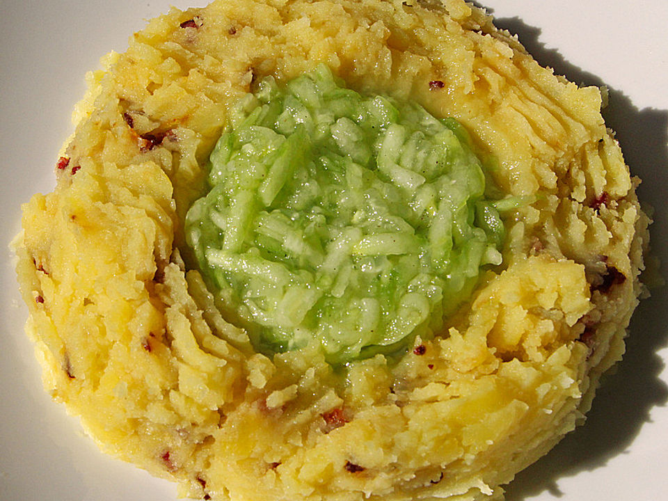 Stampfkartoffeln mit Gurkensalat von mimamutti| Chefkoch