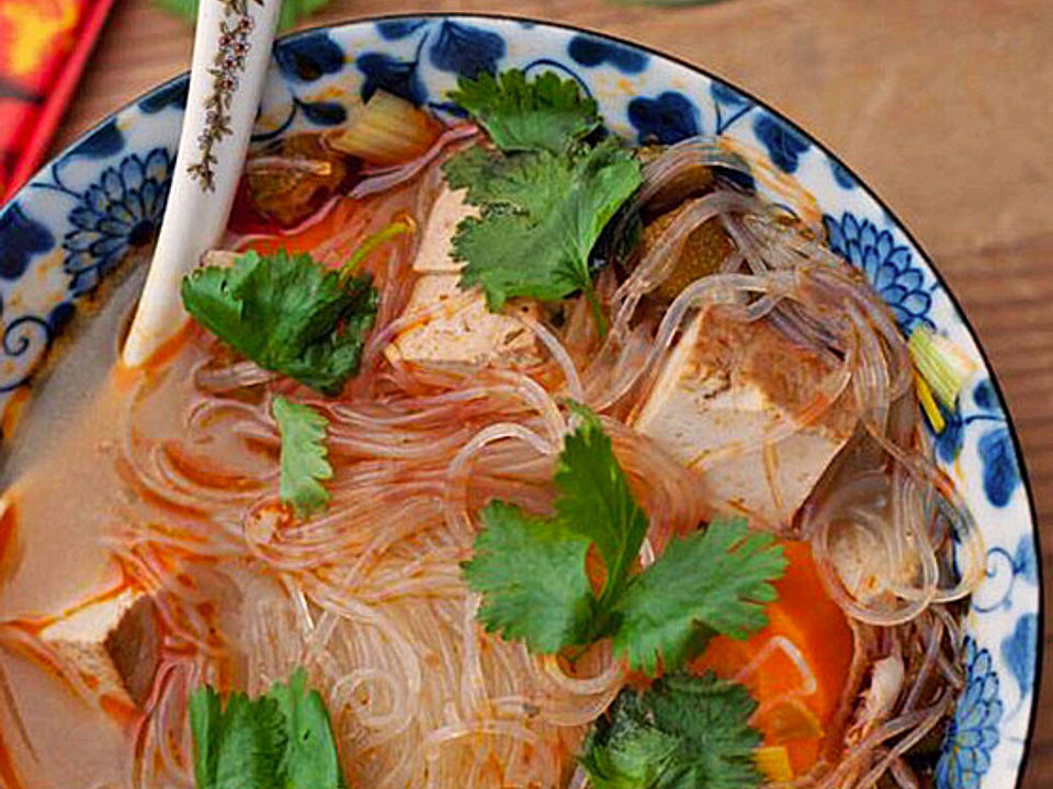 Asiatische Okra-Glasnudelsuppe von Cattivakat| Chefkoch