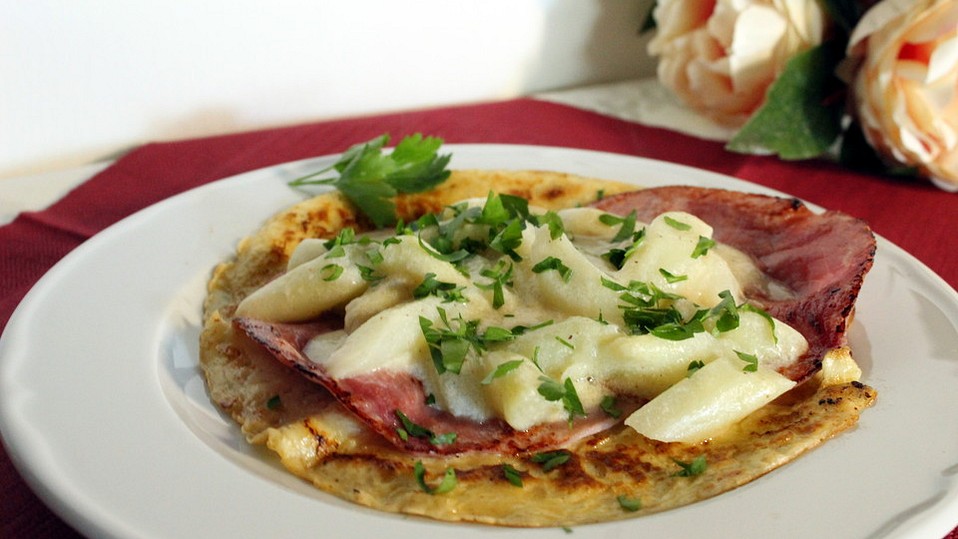 Spargel mit Schinkenpfannkuchen von judith Spargel mit Schinkenpfannkuchen von judith