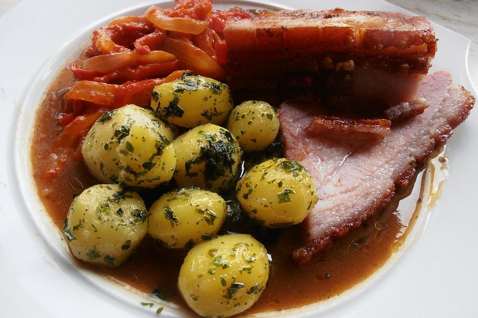 Bayrischer Schweinekrustenbraten nach Omas Art