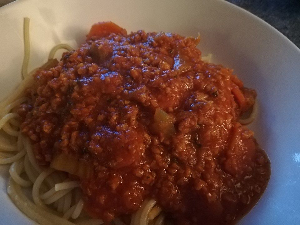 Sauce Bolognese mit Sojageschnetzeltem von Fluse13 | Chefkoch