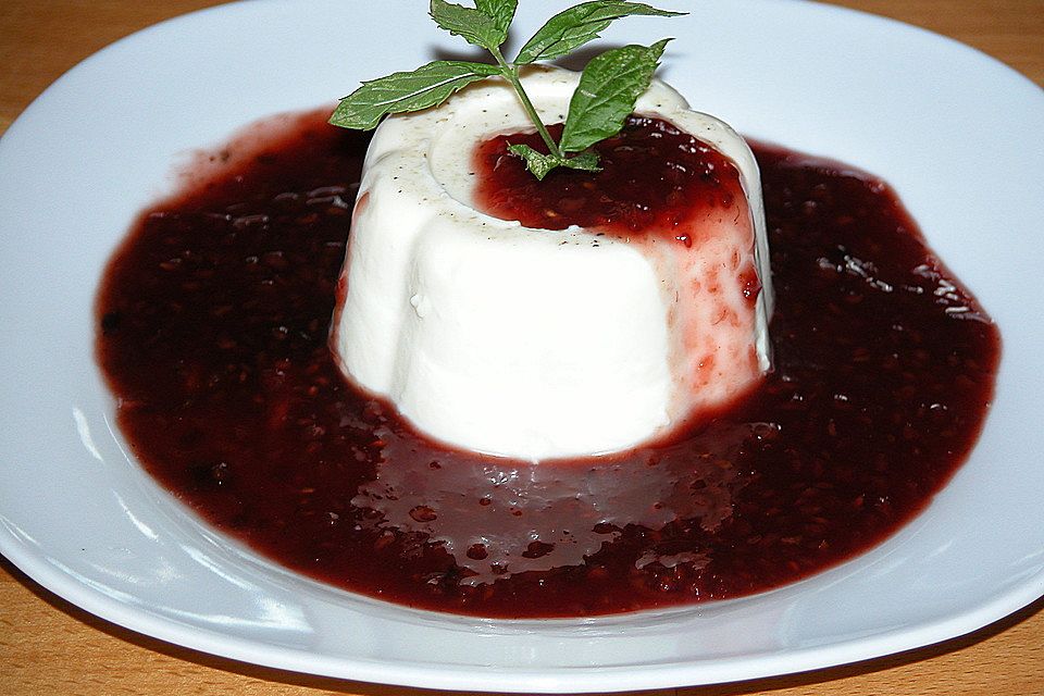 Tonkabohnen-Panna Cotta