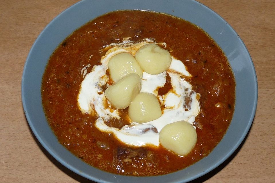 Szegediner Gulasch