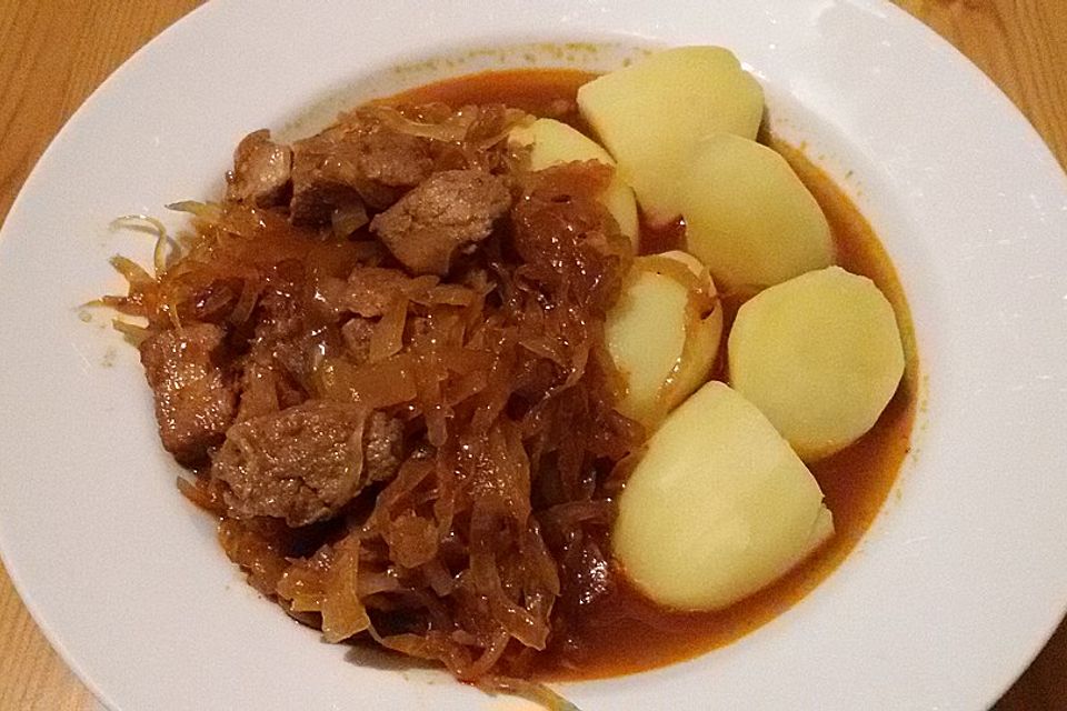 Szegediner Gulasch