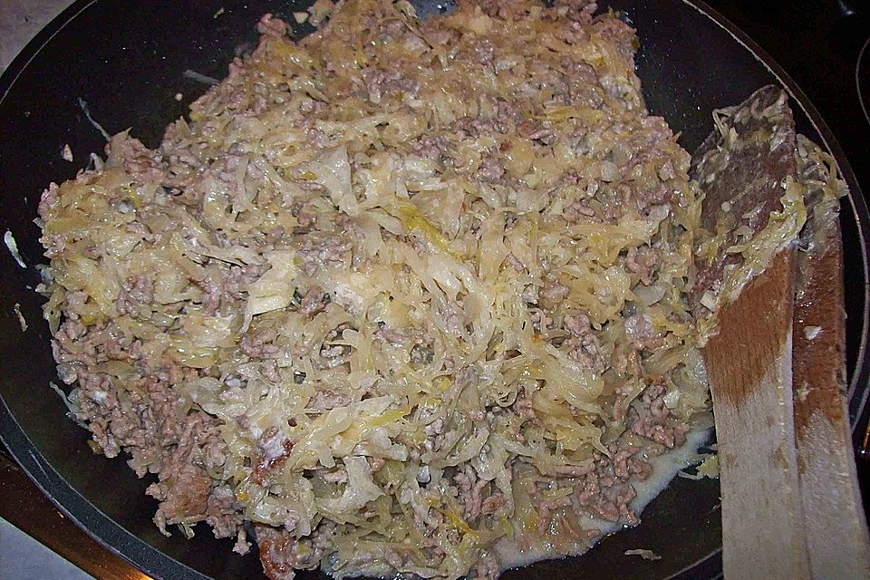 Hack-Sauerkraut-Pfanne