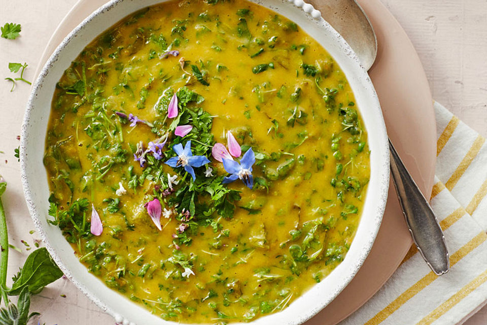 Neun-Kräuter-Suppe oder auch Gründonnerstagsuppe