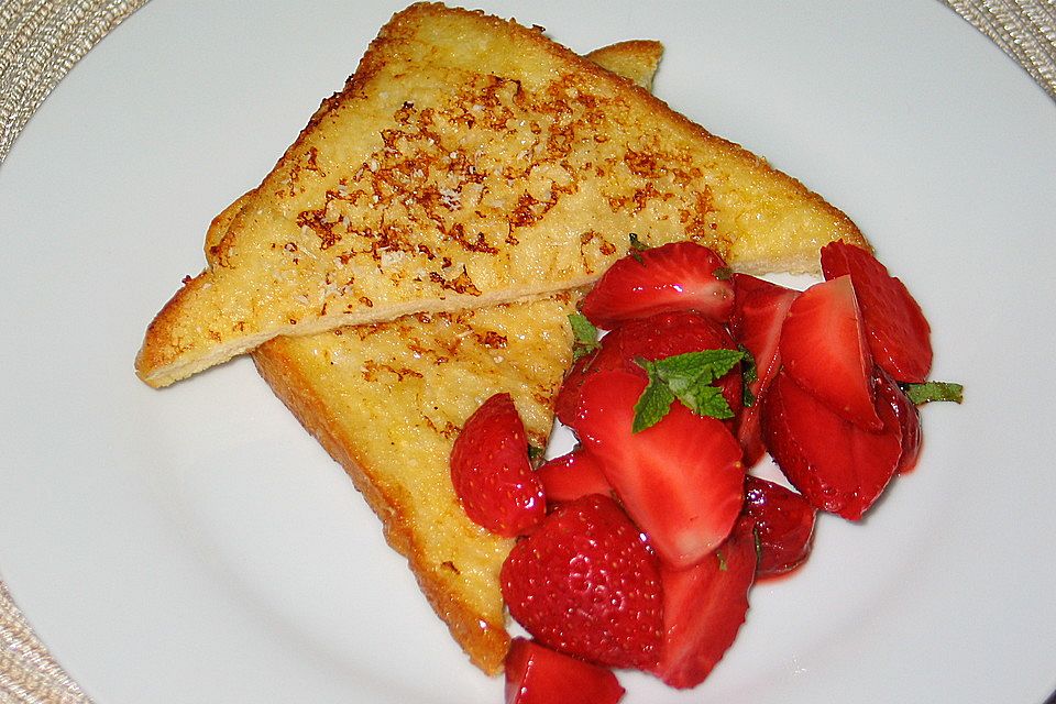 French Toast mit Erdbeer-Dip