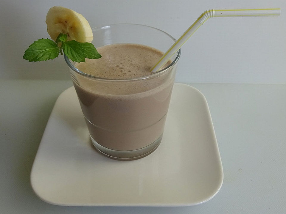 Bananenmilchshake/Smoothie von COOKINGandBACKING| Chefkoch