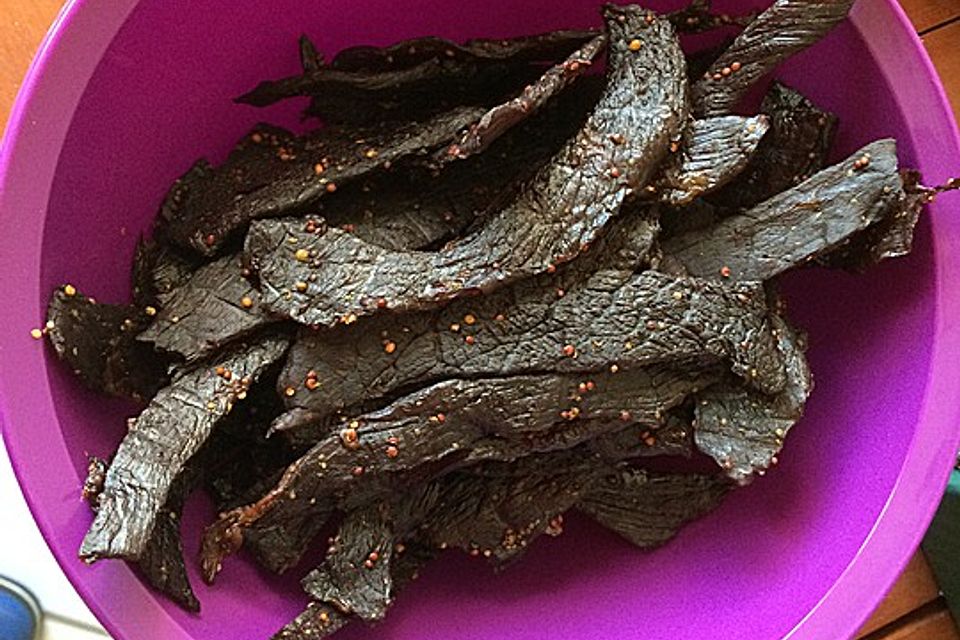 Beef Jerky mit Whiskey-Marinade "Walking Jerky"