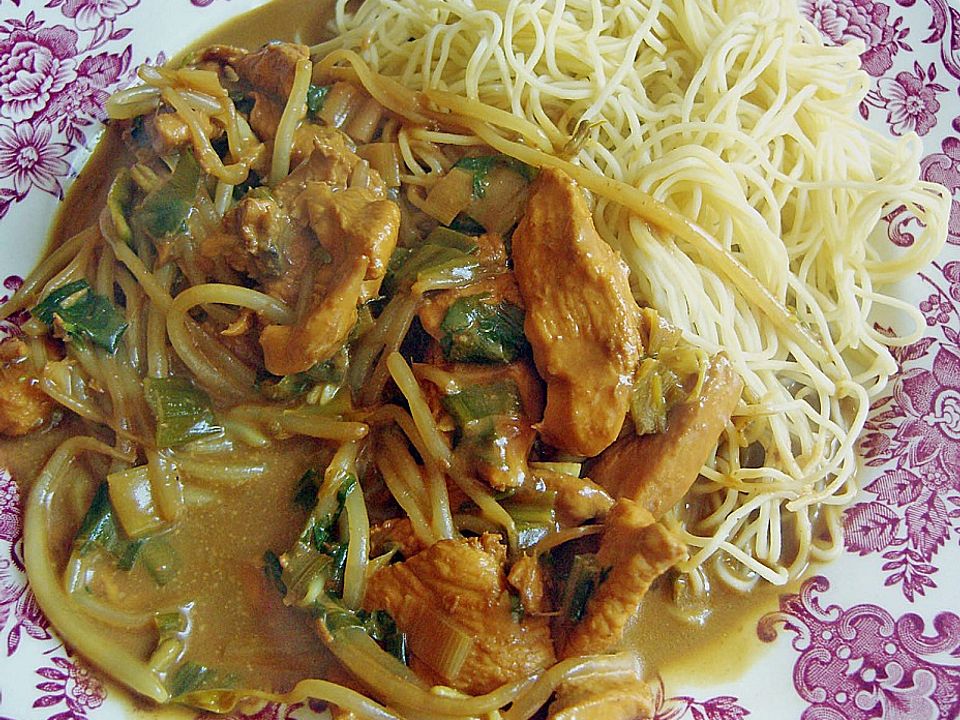 Curry Mie mit Hühnchenbrust von gwyn| Chefkoch