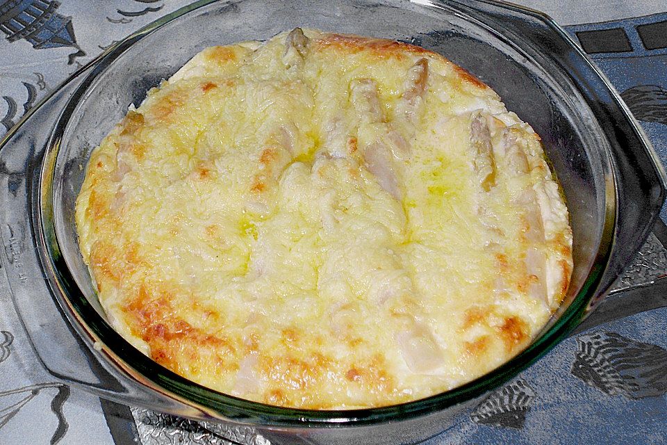 Spargelauflauf mit Eiern und Zucchini