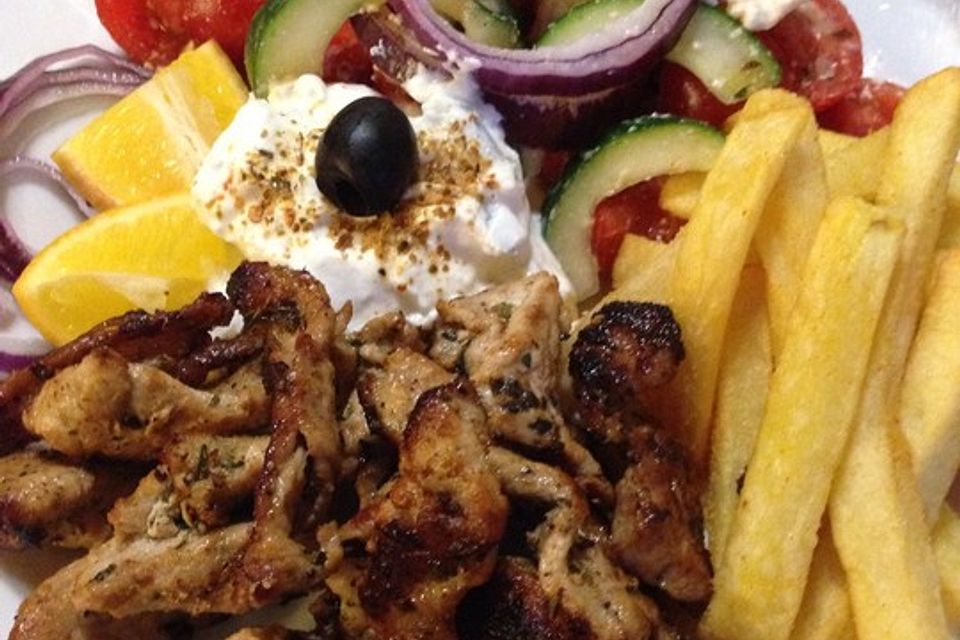 Mariniertes Geschnetzeltes "Gyros Style"