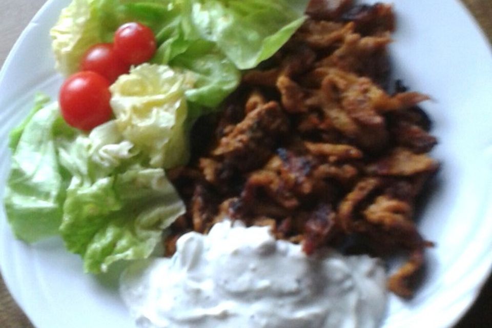 Mariniertes Geschnetzeltes "Gyros Style"