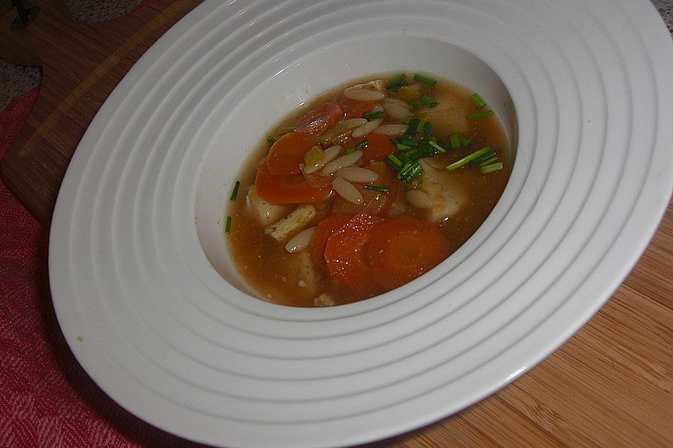 Basis für eine kräftige Rindfleischsuppe Basis für eine kräftige Rindfleischsuppe