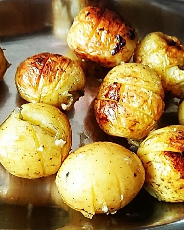 Kartoffel-Knoblauch-Spieße zum Grillen