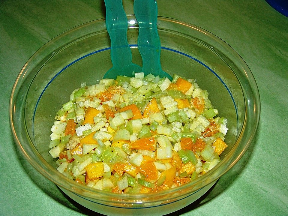 Apfel-Sellerie-Salat von tanand| Chefkoch