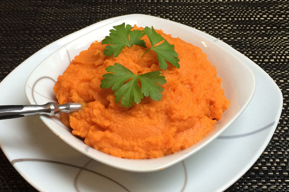 Annes bestes Süßkartoffelpüree mit Kokosmilch