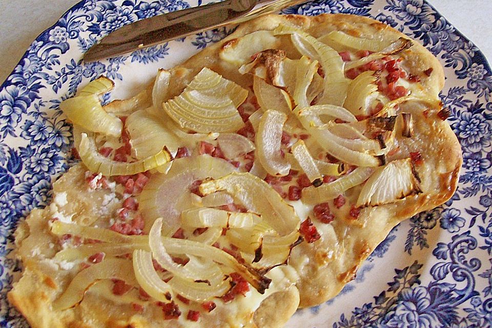 Elsässer Flammkuchen