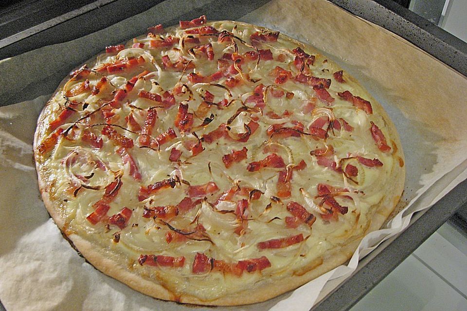 Elsässer Flammkuchen