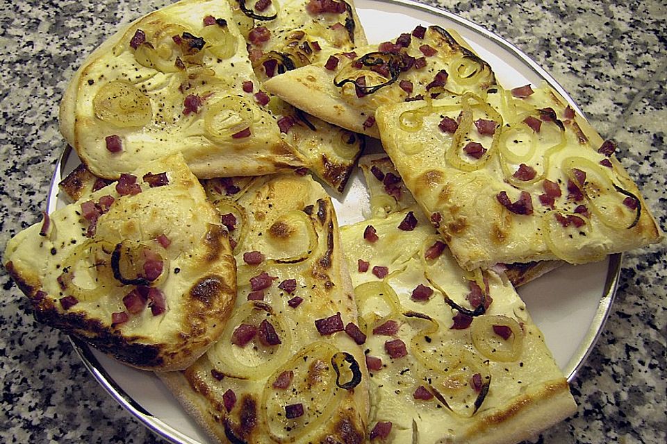 Elsässer Flammkuchen