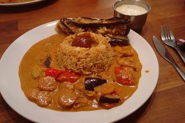 Indisches Gemüsecurry mit Basmatireis von borzo83| Chefkoch Indisches Gemüsecurry mit Basmatireis von borzo83| Chefkoch