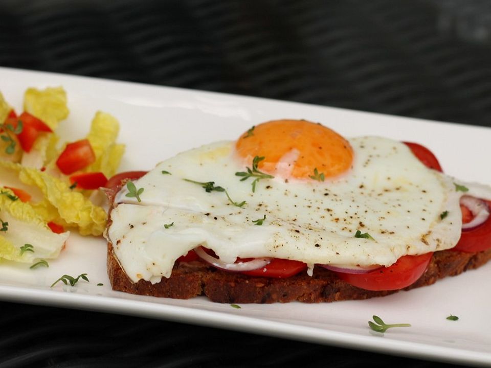 Tomatenbrot mit Spiegelei von josi_mama | Chefkoch