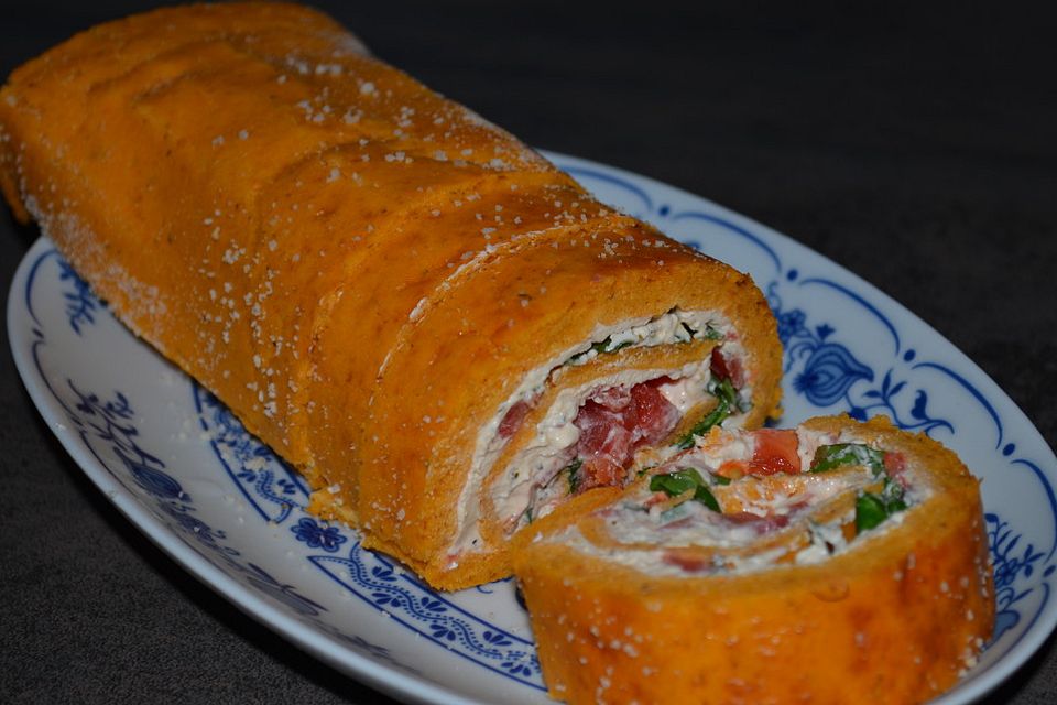 Pikante Biskuitrolle Calabrese
