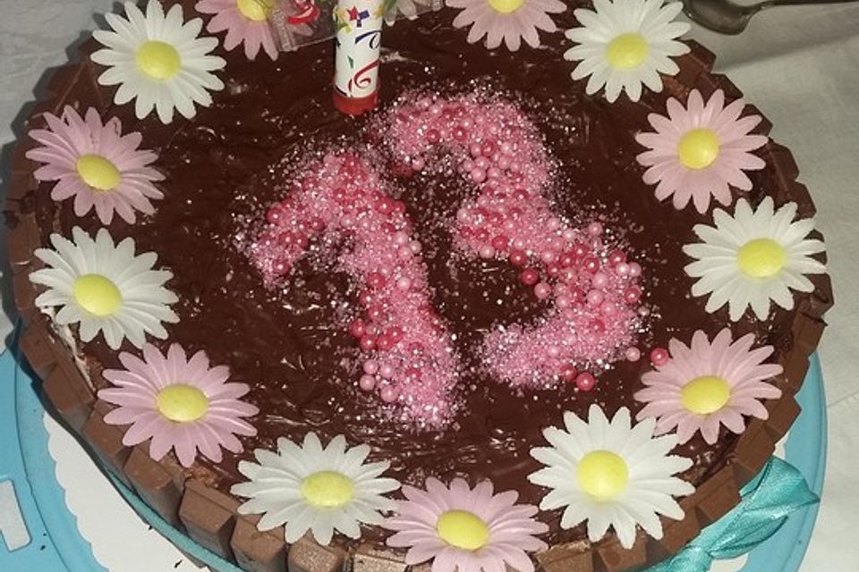 Erdbeer-Schoko-Torte zum Geburtstag