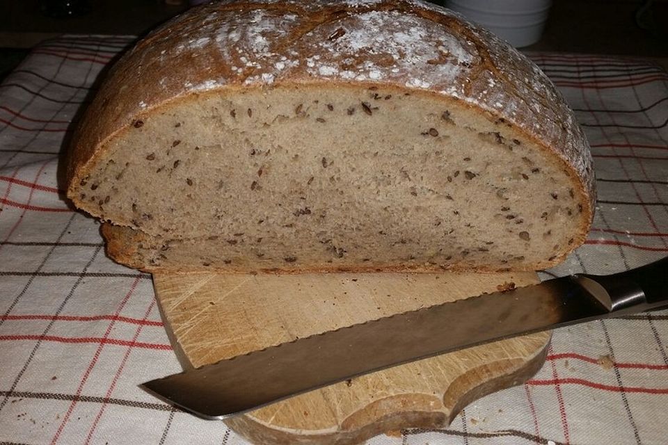 Mischbrot mit Körnern