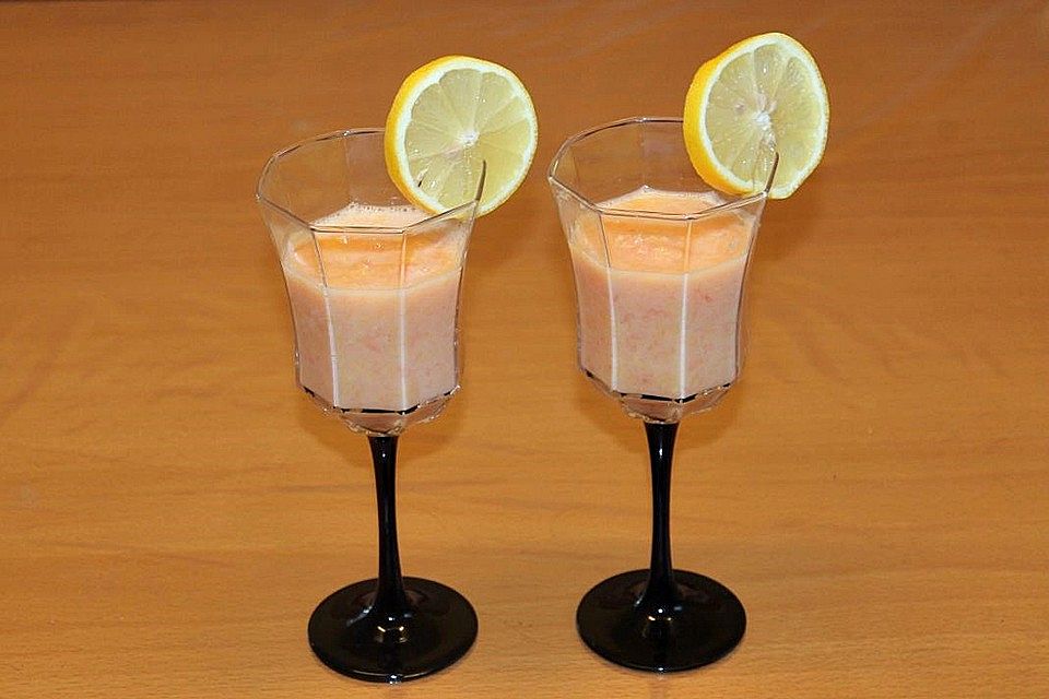 Smoothie mit Grapefruit und Orange