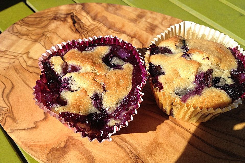 Saftige Heidelbeermuffins mit Schokoklade