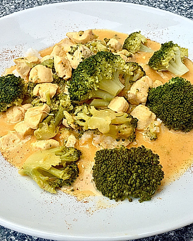 Thai-Curry-Hühnchen mit Brokkoli