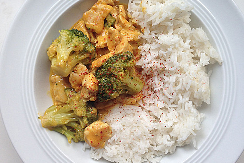 Thai-Curry-Hühnchen mit Brokkoli