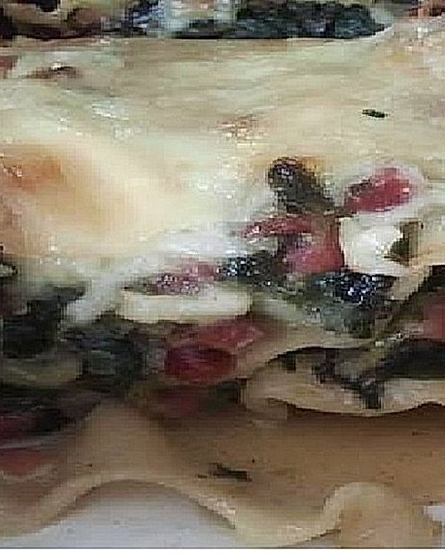Spinat-Pilz Lasagne mit Zwiebeln und Schinken