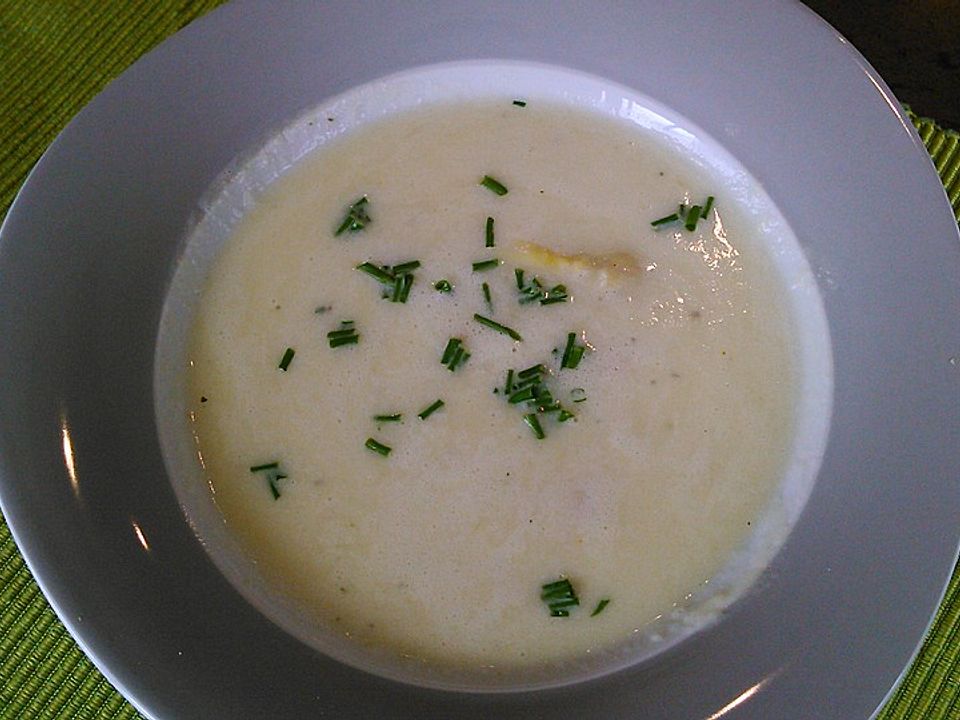 Spargelcremesuppe mit Schinken von anneforever | Chefkoch