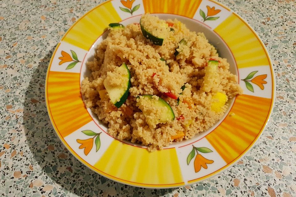 Couscous-Gemüsepfanne für Studenten